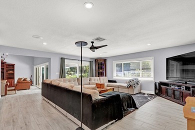 New Listing! Well-maintained 3-bedroom, 2-bath home on over an - photo 10