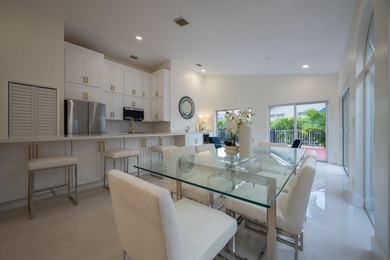 Welcome to this 3/2 house in the central-Boca neighborhood of - photo 7
