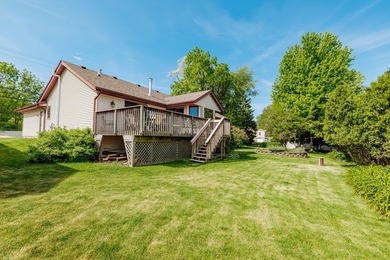 Sizable 3 BR, 2.5 BA 2.5 car att. split bedroom ranch with - photo 11