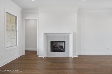 Welcome to luxury living in the sought-after Southampton Garden - photo 11