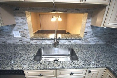 Welcome to this charming first-floor, one-bedroom - photo 3