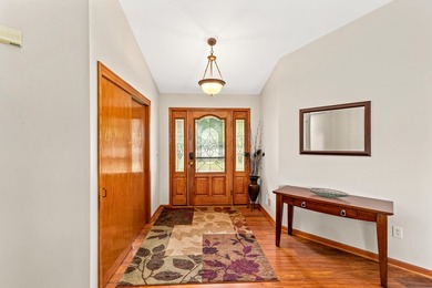 Sizable 3 BR, 2.5 BA 2.5 car att. split bedroom ranch with - photo 14