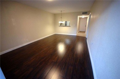 Welcome to this charming first-floor, one-bedroom - photo 7