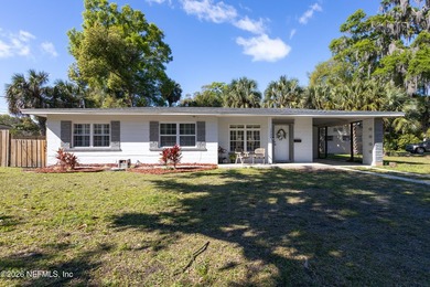 Welcome home to this beautifully updated 3-bedroom plus family - photo 3