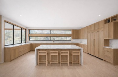 Situated in the prestigious Georgica Estate area, this - photo 6