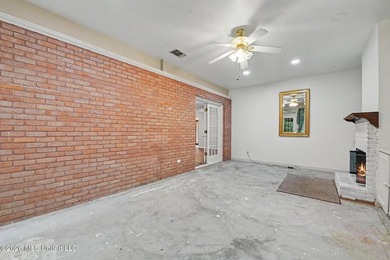 Spacious 3-bedroom, 2-bath home in the heart of Diamondhead on - photo 10