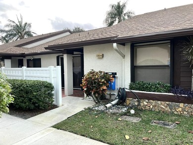 (private lake, pond, coastal) Condo For Sale in Coconut Creek Florida