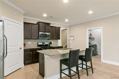 Welcome to spacious living in Neptunes Cove at The Lakes of - photo 11