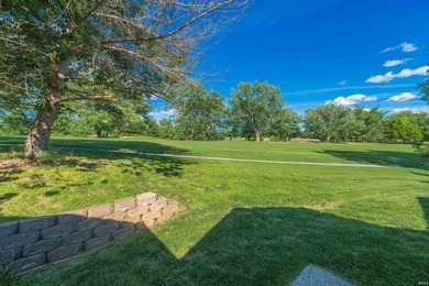 Welcome to this beautifully maintained 3-bedroom, 2-bathroom - photo 32
