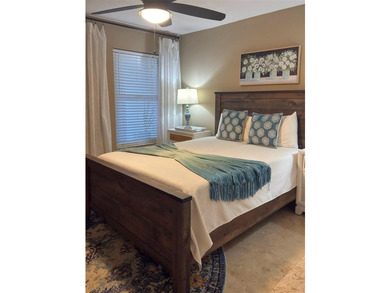 Best Value in the Community - Priced to Sell! This beautiful - photo 3
