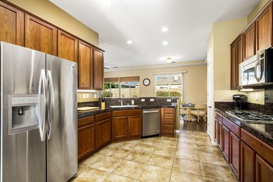 Immediate opportunity to own this beautifully maintained - photo 8