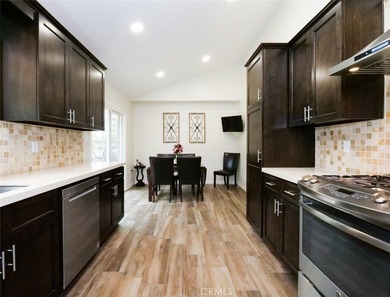 Don't miss the UNIQUE OPPORTUNITY to own this beautifully - photo 10