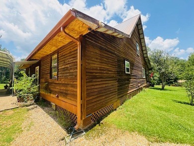 Situated on 13.3 acres of lush, rolling land in the Lexie - photo 8