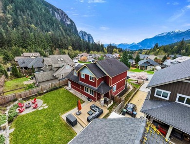 RAVENS PLATEAU exclusive community! Welcome to this bright and - photo 3