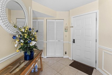 Live the Jupiter beach lifestyle in this charming 1 bed, 1.5 - photo 2