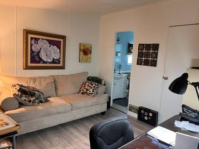 Rare Dual-Ensuite Floor Plan - Privacy Meets Comfort Homes in - photo 12
