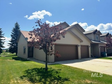 Lake Townhome/Townhouse For Sale in Donnelly, Idaho