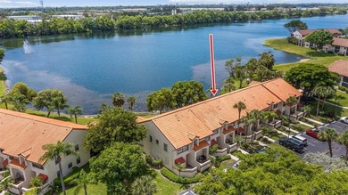 (private lake, pond, coastal) Condo For Sale in Deerfield Beach Florida