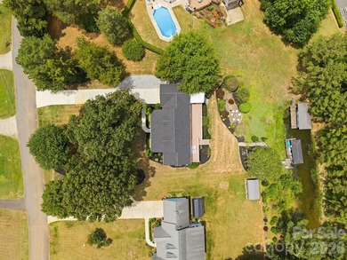 Lakefront slice of heaven located on one of the best streets - photo 38