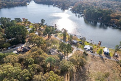 Lake Lydia Acreage For Sale in Mineola Texas