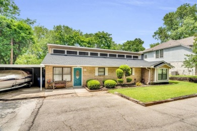 Lake Home For Sale in Waxahachie, Texas