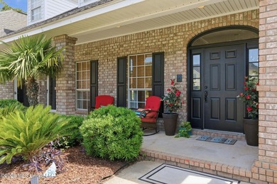 Welcome to an exceptional residence in the highly sought-after - photo 3