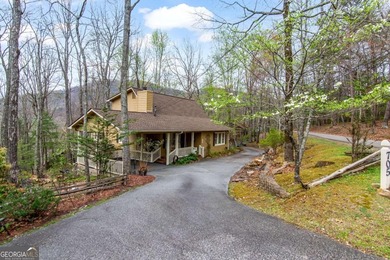 Lake Home For Sale in Ellijay, Georgia