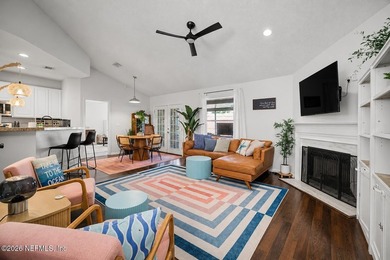 Welcome to Harbor Winds! This spacious and versatile home offers - photo 8
