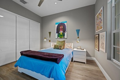 A house with modern finishes and amazing vintage decor combines - photo 17