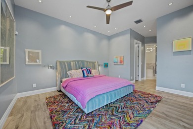 A house with modern finishes and amazing vintage decor combines - photo 21