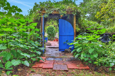 Charming Lake Livingston Retreat on 1.3 Acres - photo 30