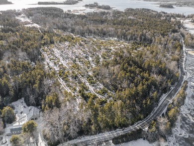 Tucked away in Saint George this 2.8 acre lot offers the - photo 7