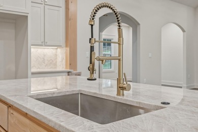 Brand new construction on 1.53 acres with Lake Hamilton access - photo 22