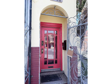 Discover the possibilities with this well-maintained mixed-use - photo 9