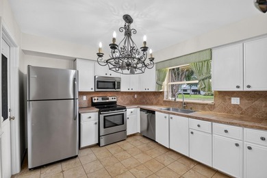 Welcome to Bent Tree Villas West! This charming 2-bedroom - photo 3