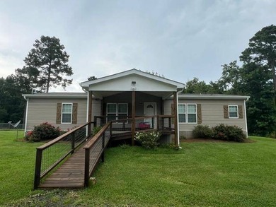 2021 3-bed, 2- bath home with 30x40 metal/spray foam insulated - photo 3