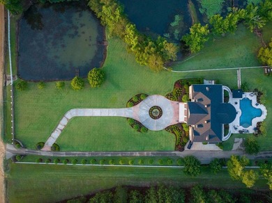 Amazing Grace is a turnkey luxury equestrian estate where every - photo 2