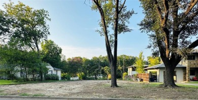 White Rock Lake Home Active Under Con in Dallas Texas