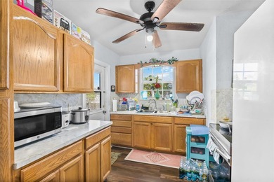 Welcome home, this single family home has so much to offer! - photo 6