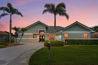 Welcome to Palm City's best-kept secrets! Nestled in highly - photo 1