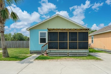 Welcome to Unit 15, a fully furnished condo at Copano Cottages - photo 1