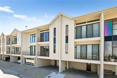 PRICE IMPROVMENT ... This beautifully maintained riverfront - photo 2