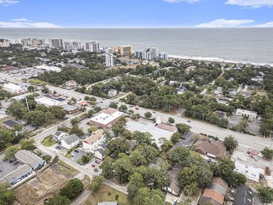 Experience a relaxed coastal lifestyle in this fully furnished - photo 19