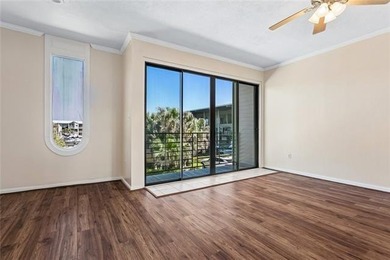 PRICE IMPROVMENT ... This beautifully maintained riverfront - photo 9