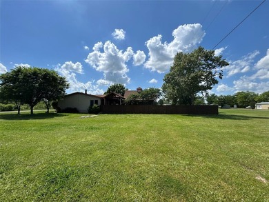 Charming Country Retreat on ove .55 Acres - Room to Roam & Relax - photo 22