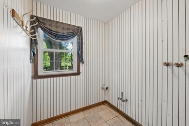 Wonderful opportunity to own on Horseshoe Rd. Great bones and so - photo 26