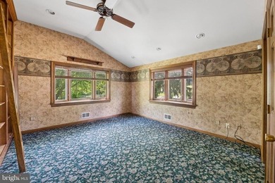 Wonderful opportunity to own on Horseshoe Rd. Great bones and so - photo 32