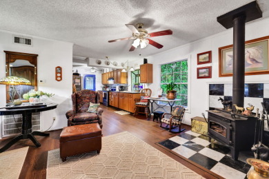 Charming Lake Livingston Retreat on 1.3 Acres - photo 14