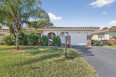 Crystal Lake - Broward County Home For Sale in Deerfield Beach Florida