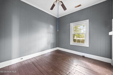 Nicely updated 2-bedroom, 1-bath home offering nearly 1,200 - photo 2